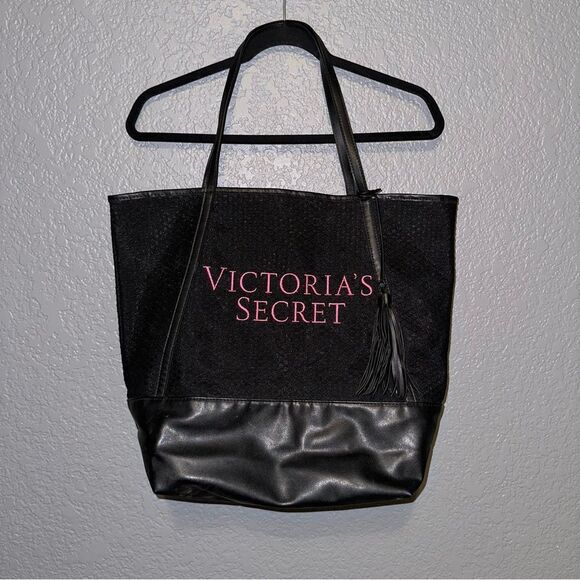 🍄 Victoria’s Secret black with pink sheer beach/tote bag - Picture 1 of 9